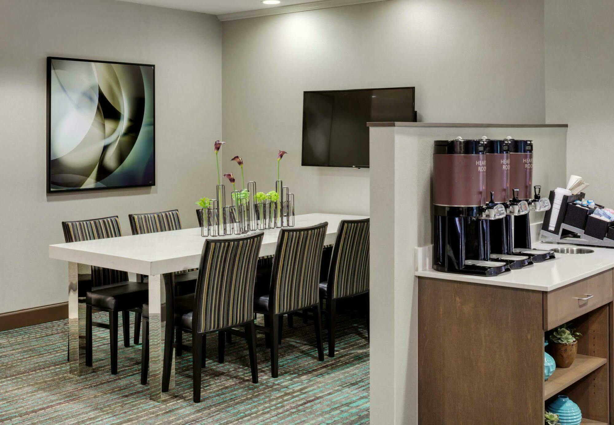 Residence Inn By Marriott Портсмут Екстериор снимка